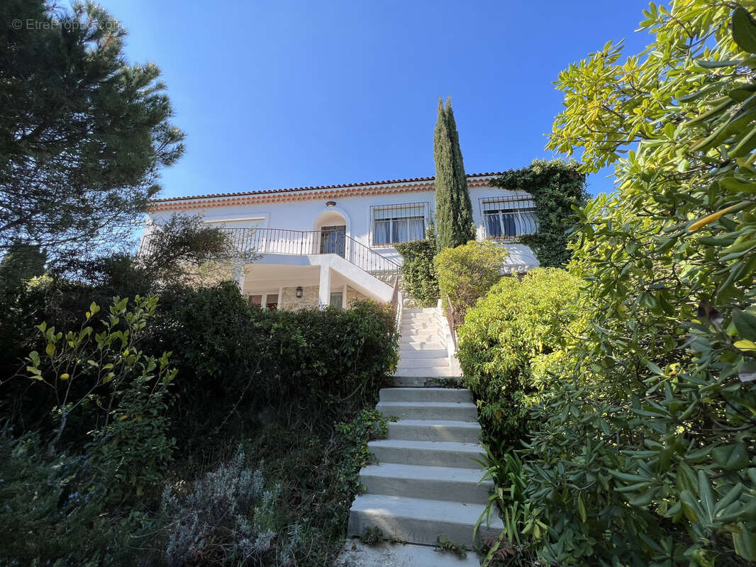 Maison à LA TURBIE