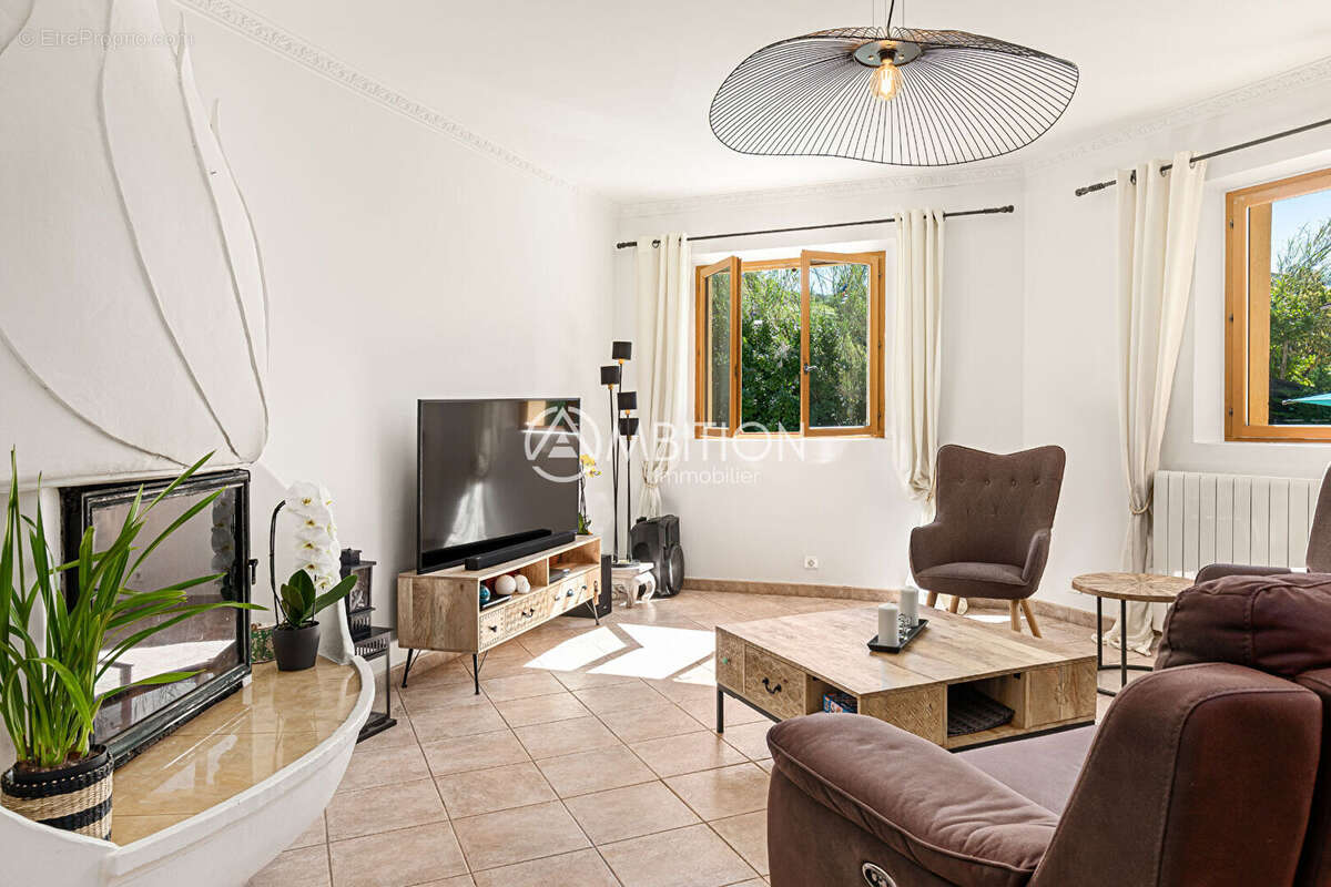 Maison à PEGOMAS