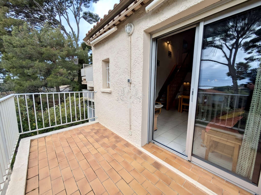 Appartement à SANARY-SUR-MER
