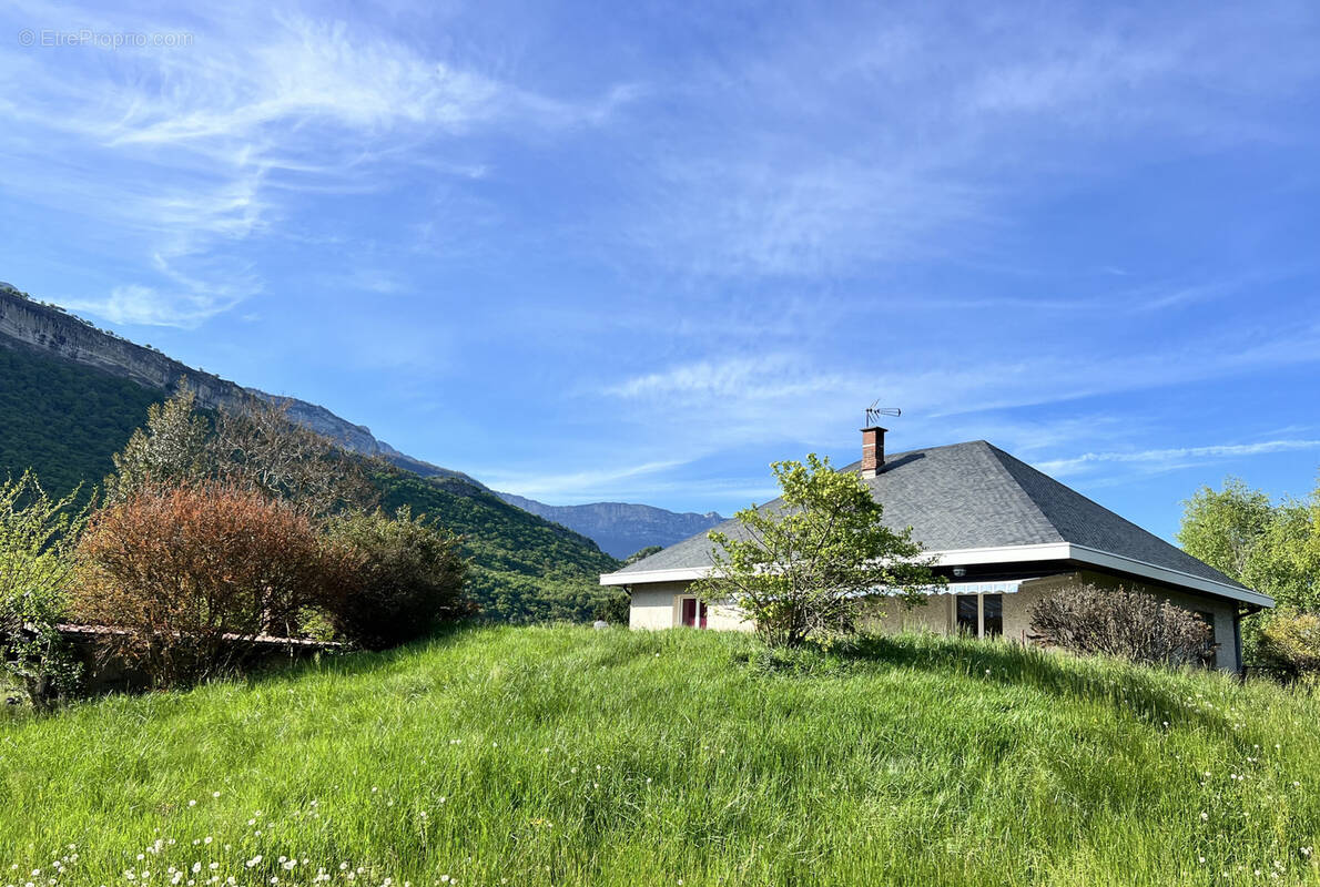 Maison à VIF