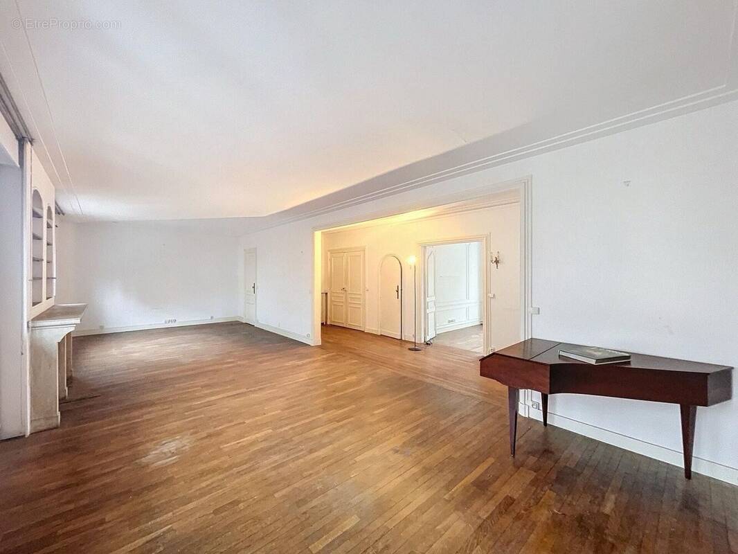 Photo 1 - Appartement à BOURG-LA-REINE