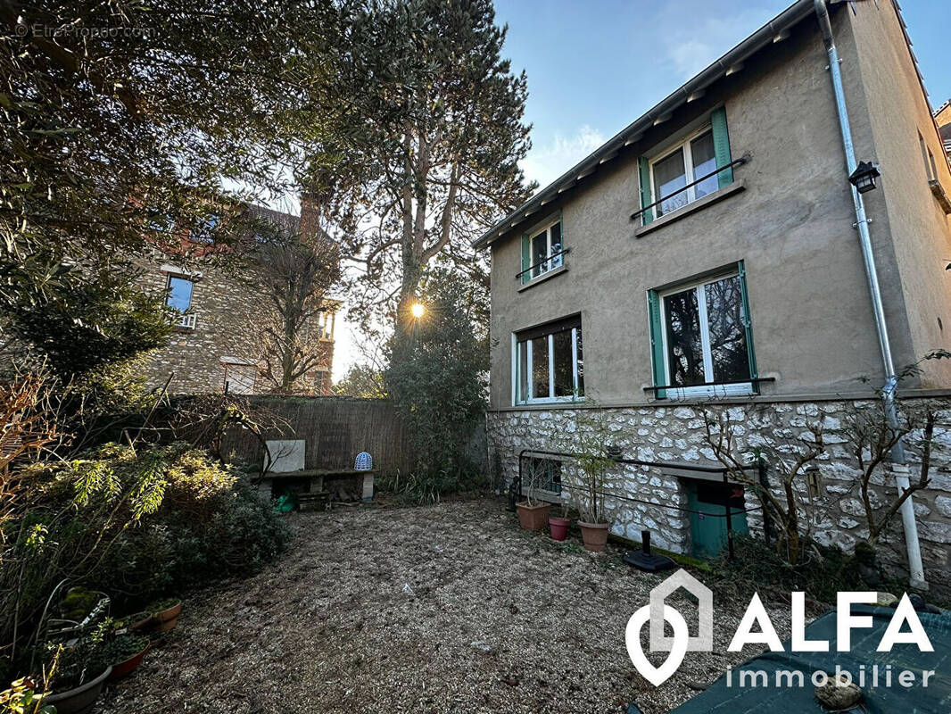 Maison à DEUIL-LA-BARRE