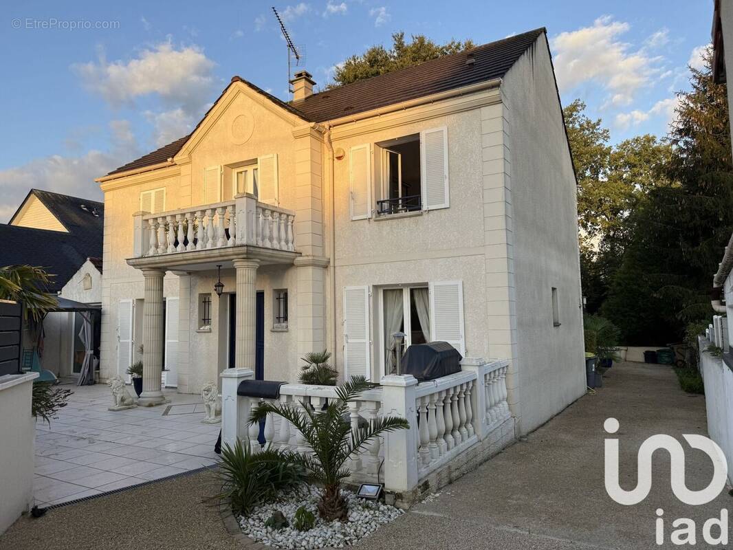 Photo 1 - Maison à VILLENNES-SUR-SEINE
