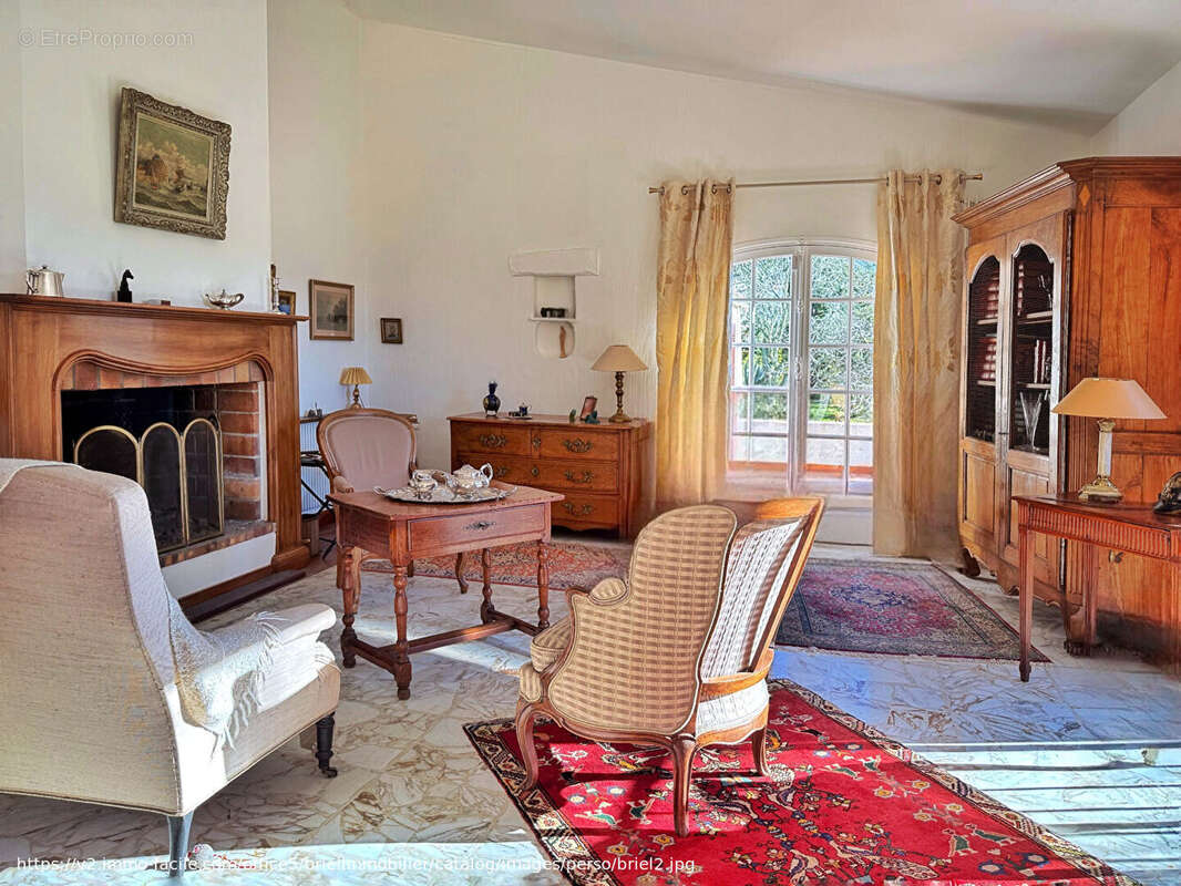 Maison à LORGUES