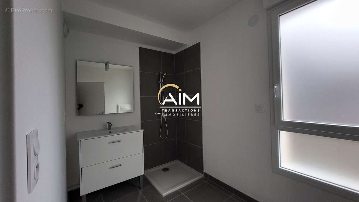 Appartement à LA RICHE