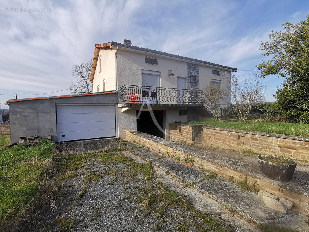 Appartement à LESCURE-D&#039;ALBIGEOIS