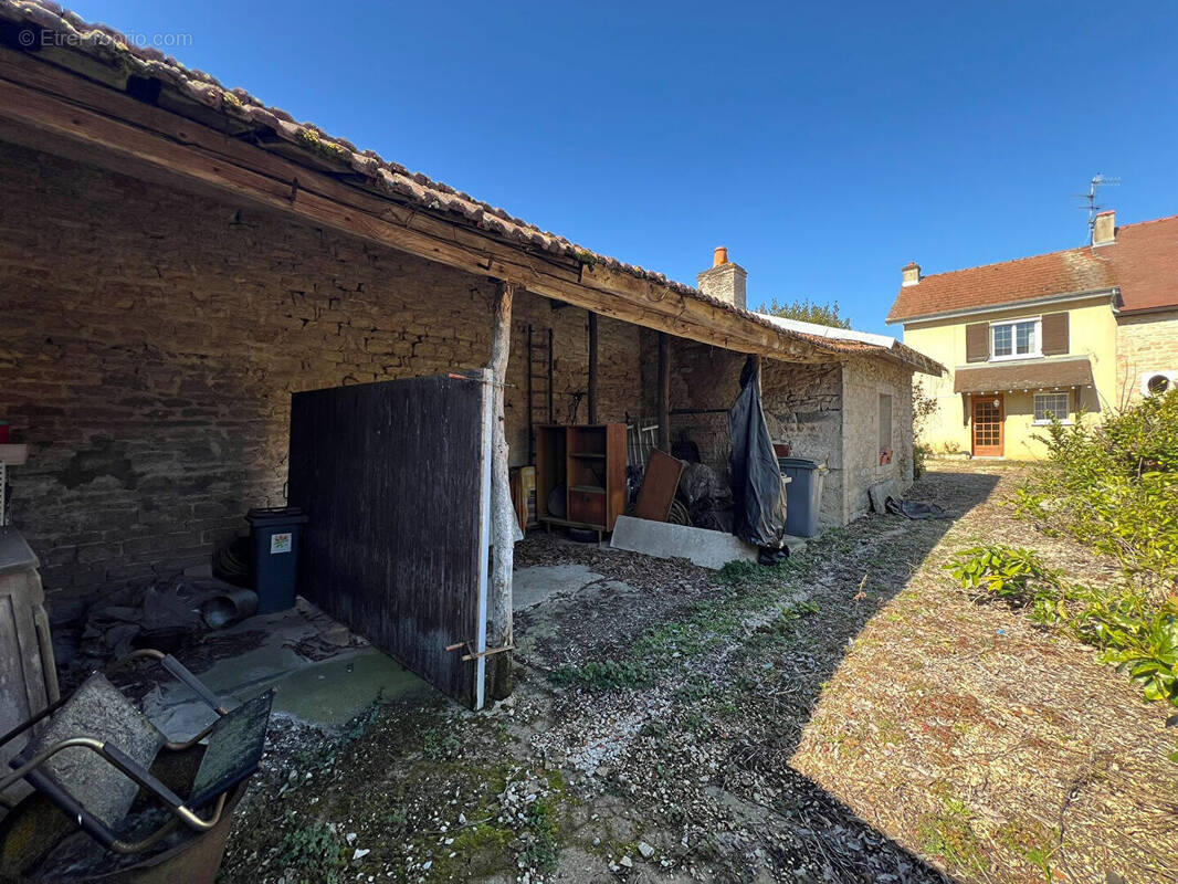 Maison à PERRIGNY-LES-DIJON