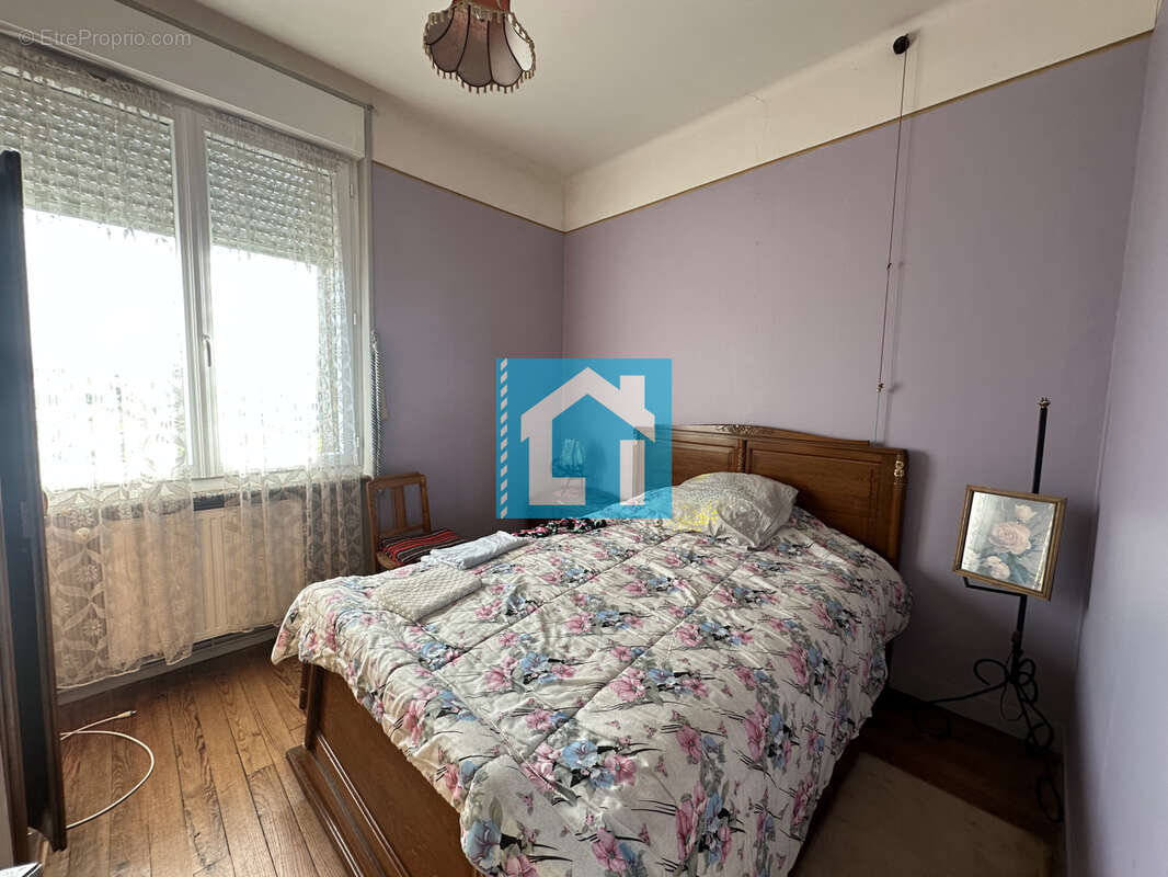 Maison à REFFUVEILLE