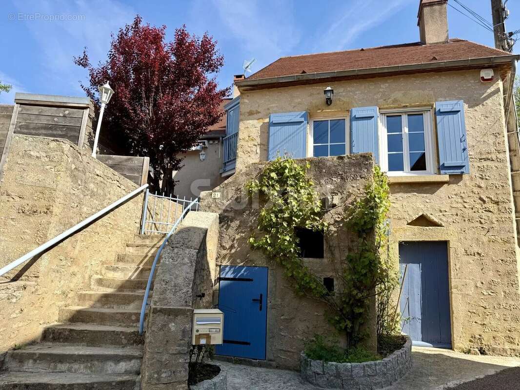 Maison à VEZELAY