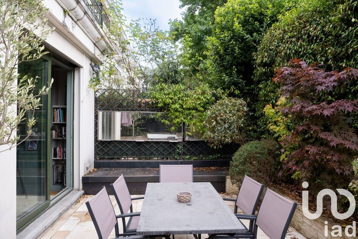 Photo 1 - Maison à BOULOGNE-BILLANCOURT