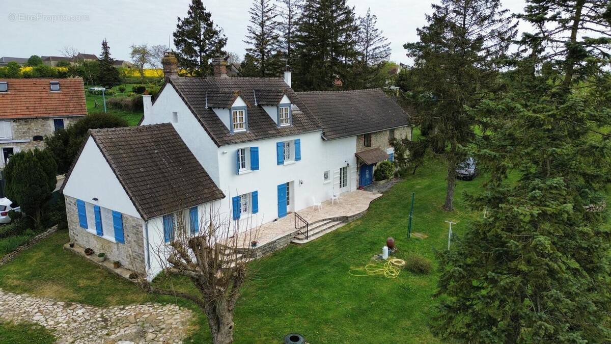 Photo 1 - Maison à VILLERS-COTTERETS