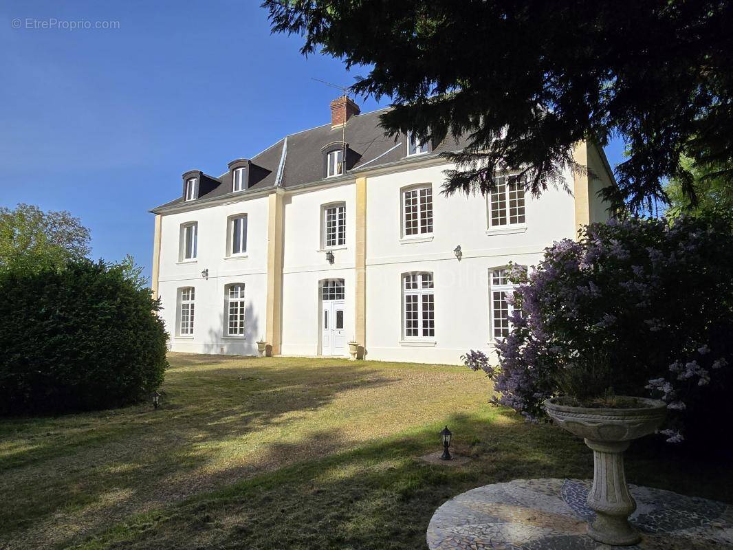 Maison à BRETEUIL