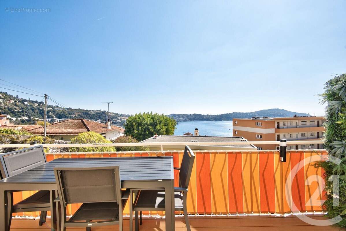 Appartement à VILLEFRANCHE-SUR-MER