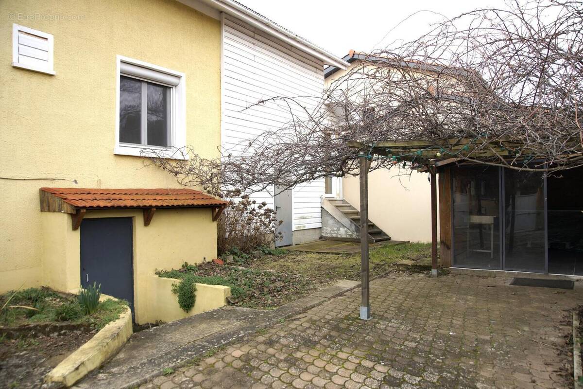 Photo 1 - Maison à IRIGNY