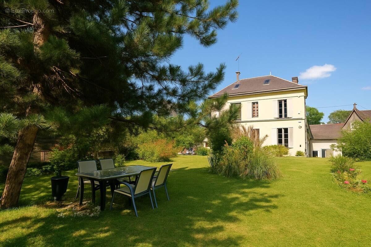 Maison à BORNEL