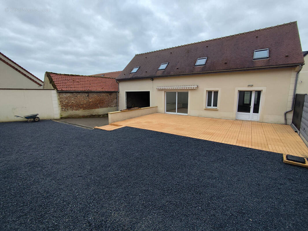 Maison à LE MEUX