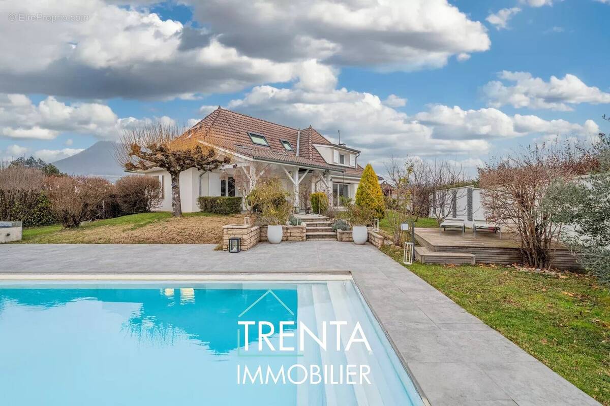 Maison à COUBLEVIE