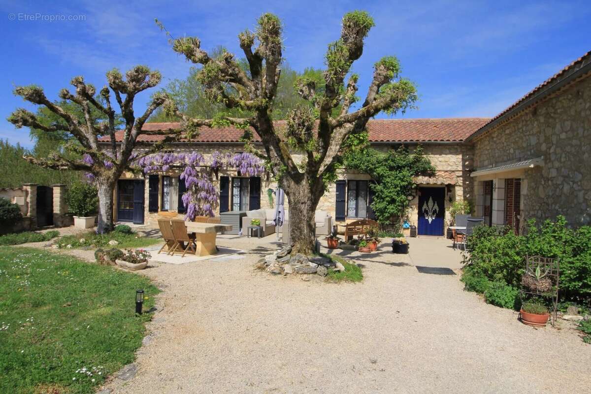 Maison à PRAYSSAC