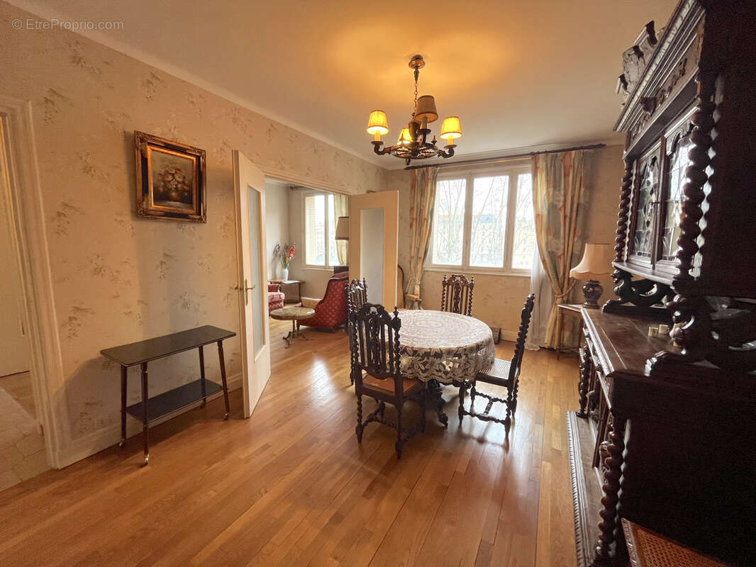 Appartement à LYON-5E