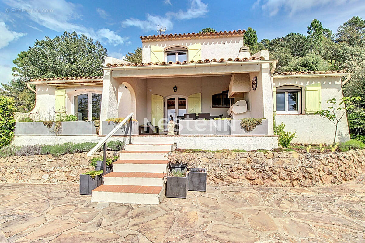 Maison à TOURTOUR