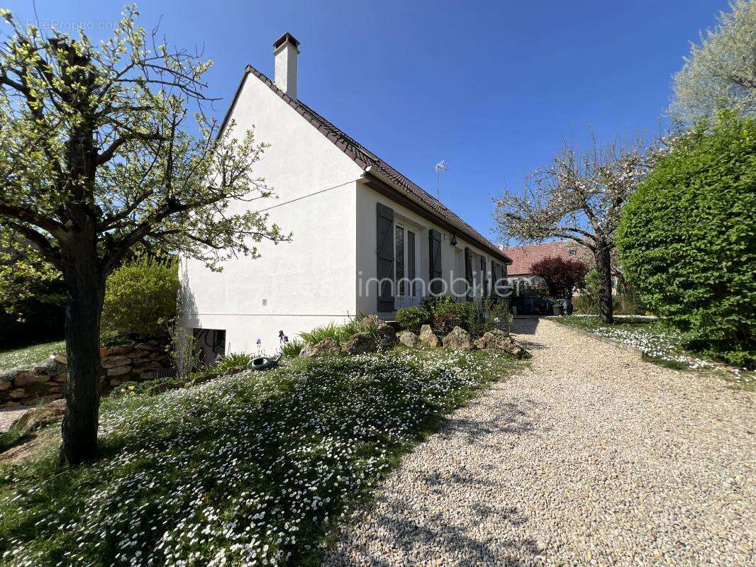 Maison à LARDY