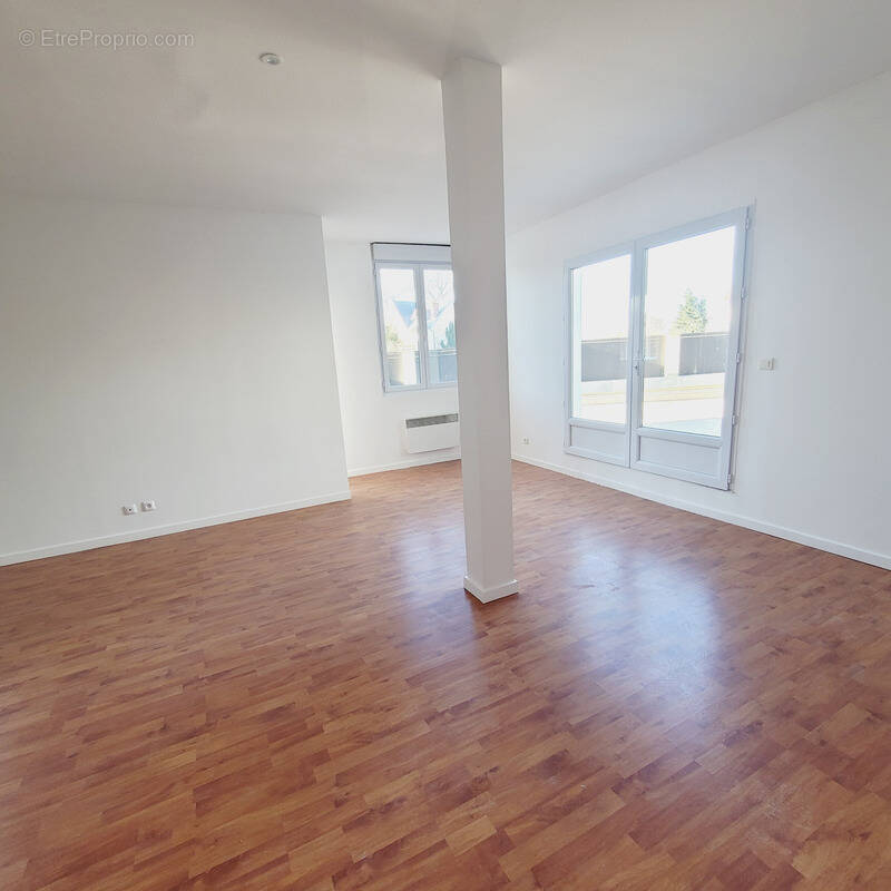 Appartement à LA CELLE-SAINT-CLOUD