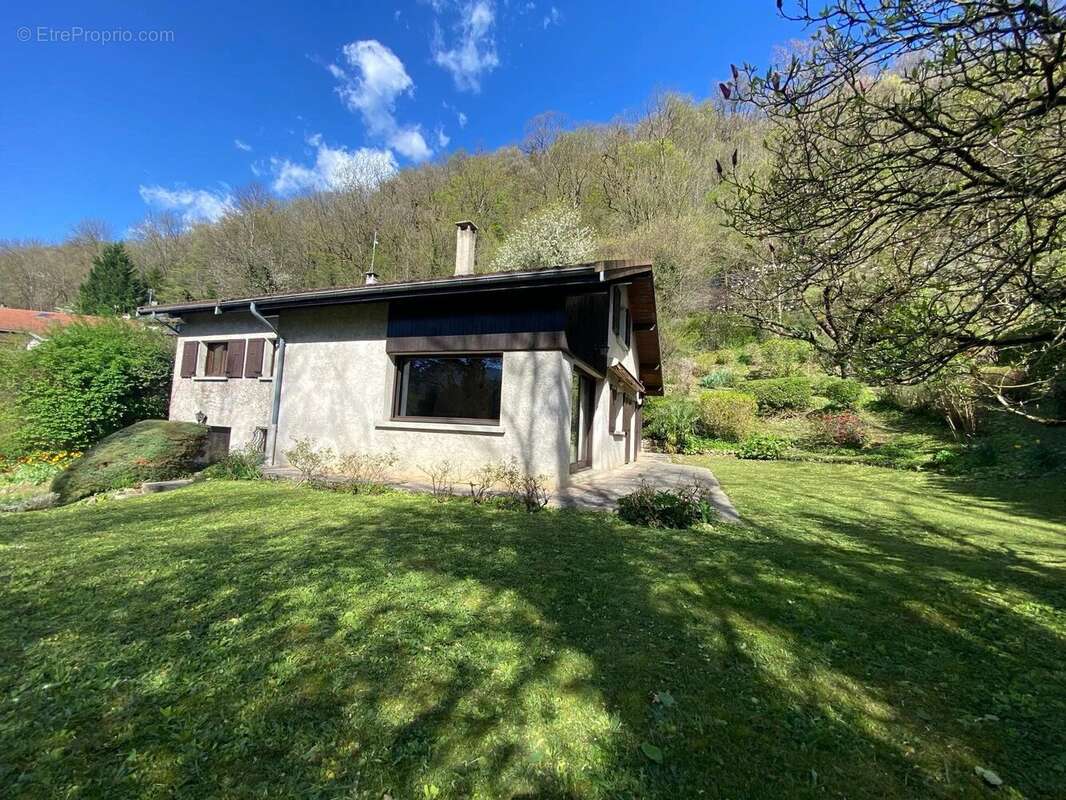 Maison à FONTANIL-CORNILLON