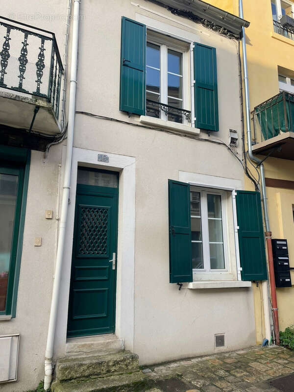 Maison à LUZARCHES