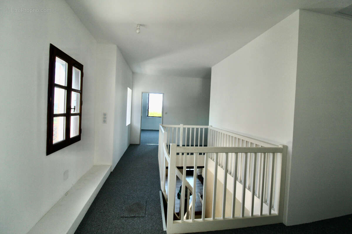 Maison à MONCLAR