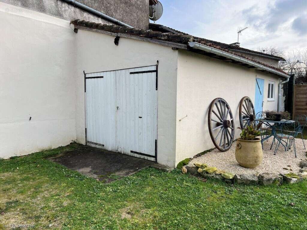 Maison à CIVRAY