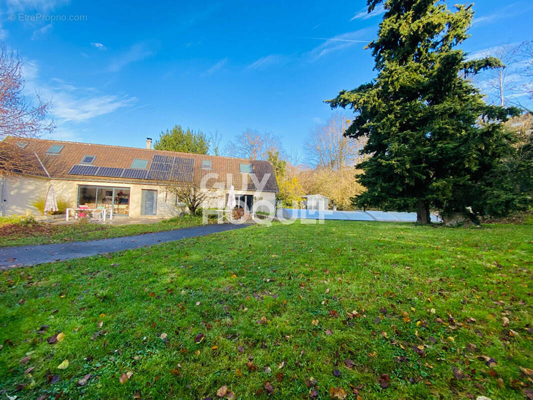 Maison à MORET-SUR-LOING