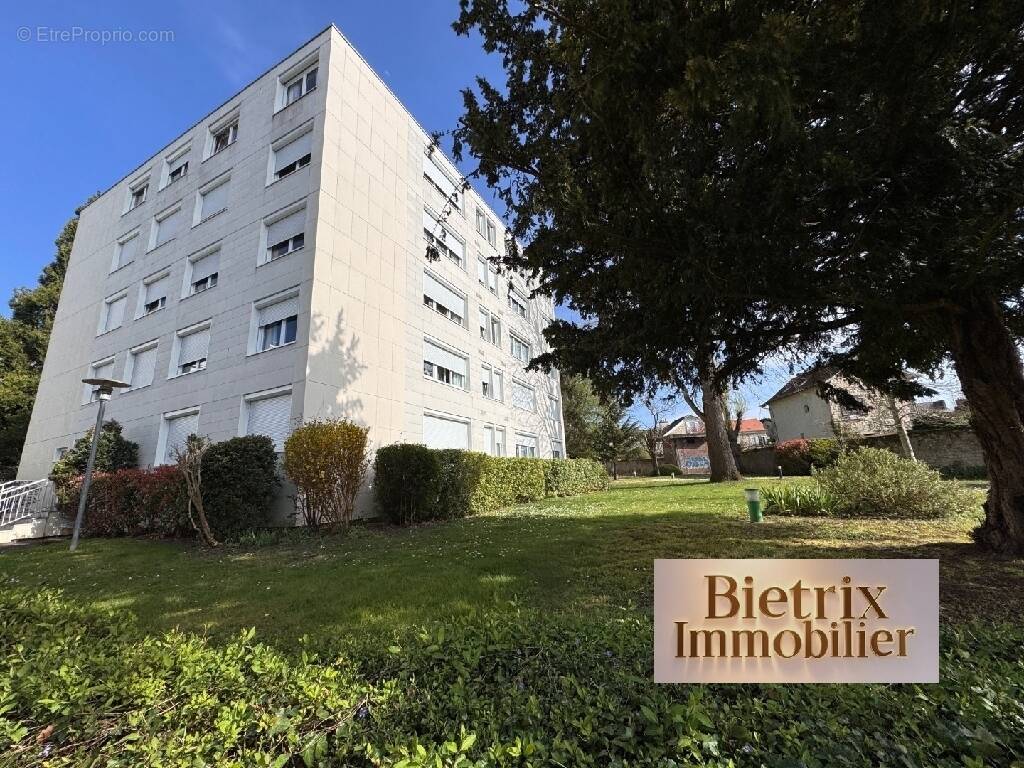 Appartement à L&#039;ISLE-ADAM