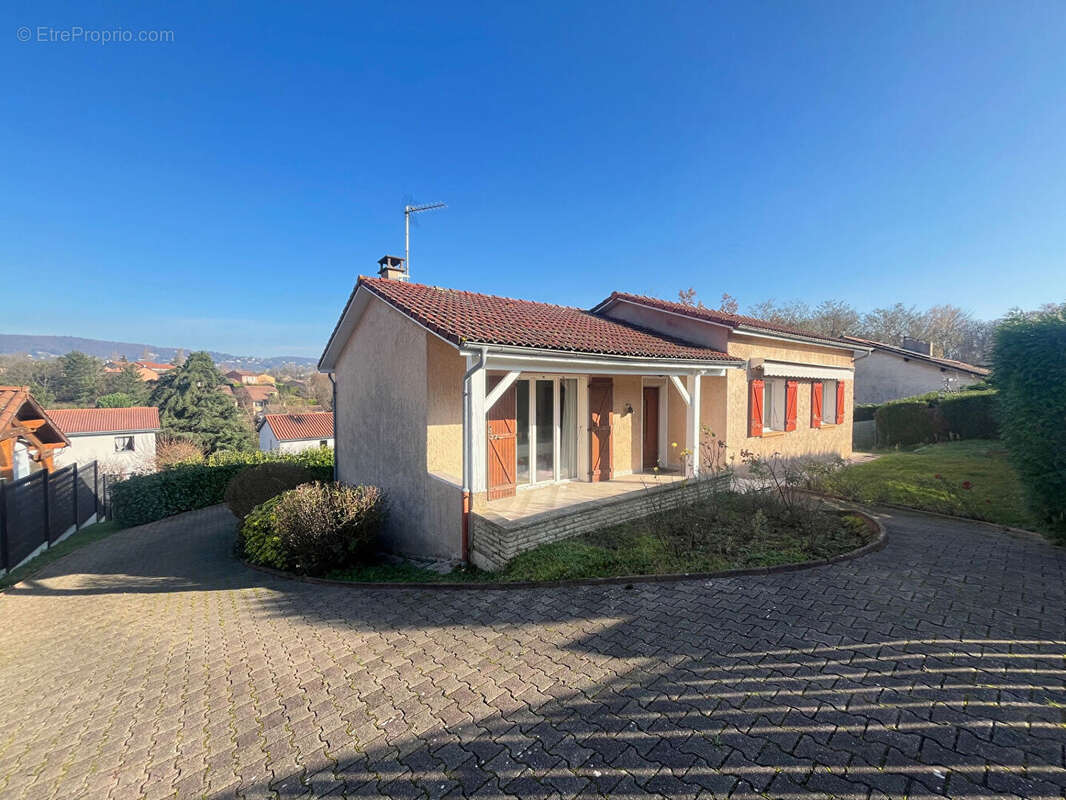 Maison à DARDILLY