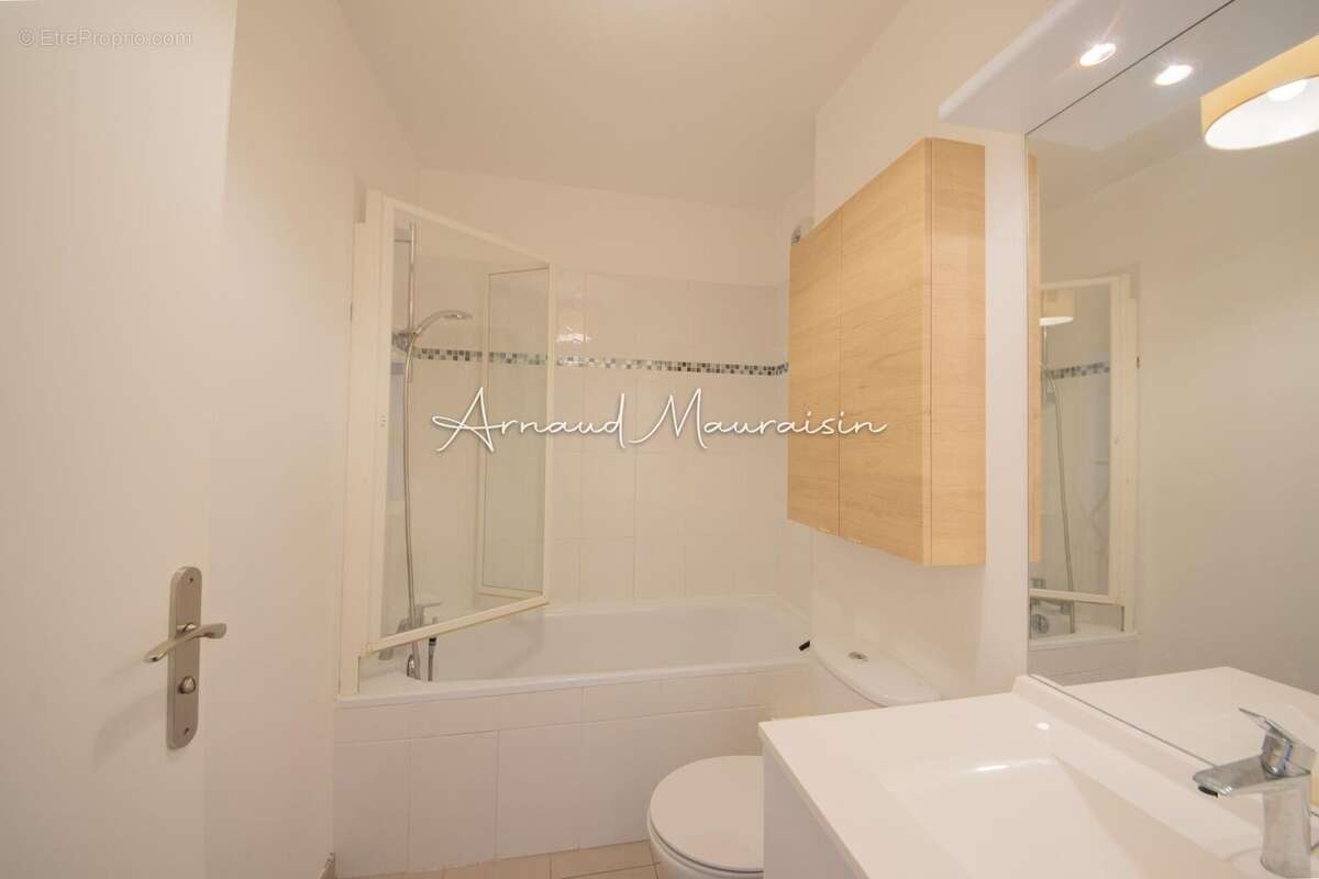 Photo 6 - Appartement à LA CHAPELLE-EN-SERVAL
