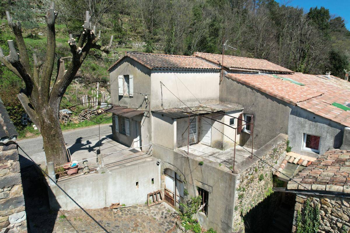 Maison à CHASSIERS