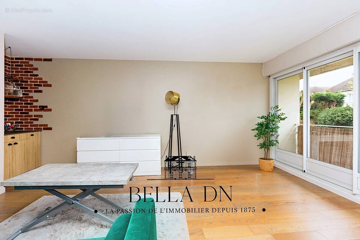 Appartement à RUEIL-MALMAISON