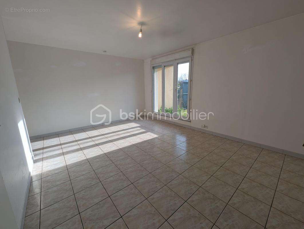 Appartement à VIRY-CHATILLON