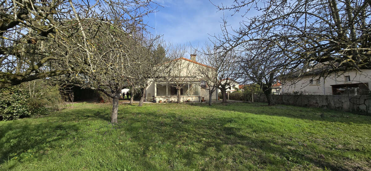 Maison à FENOUILLET