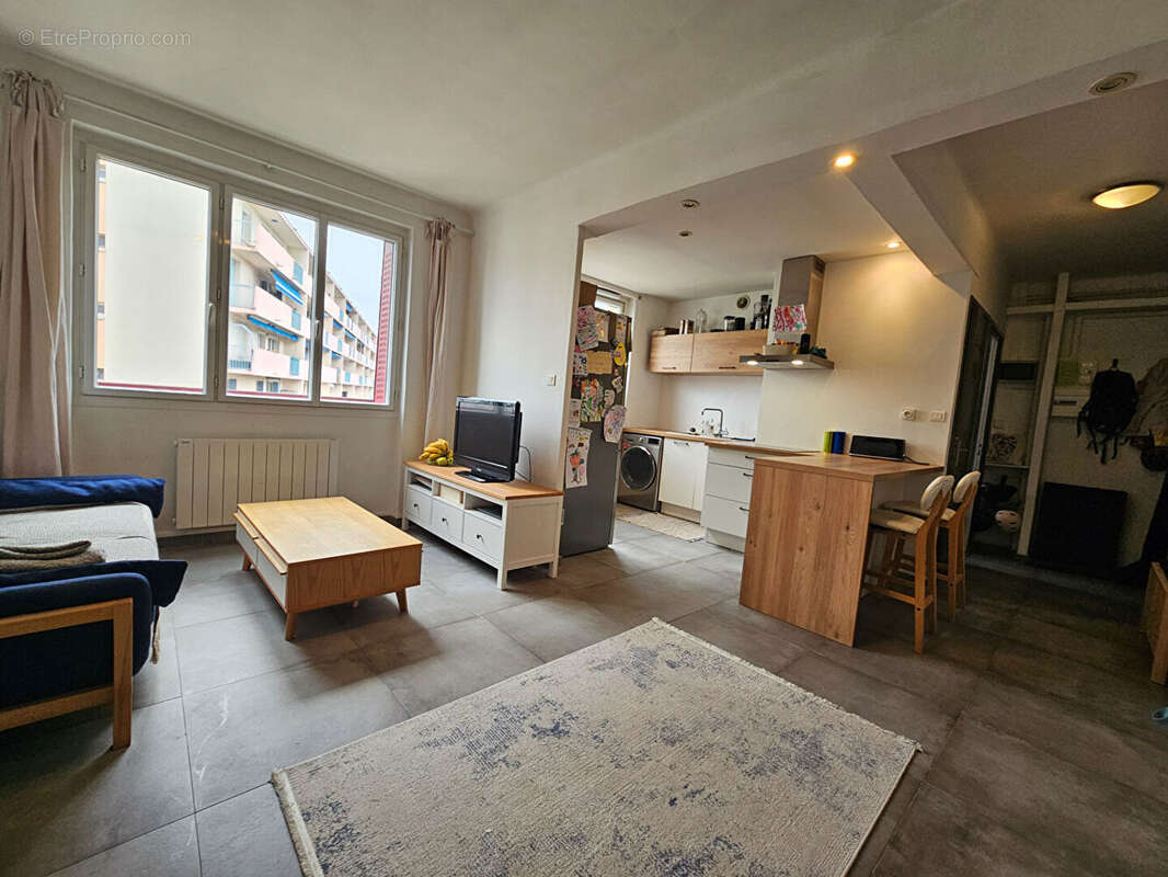 Appartement à LYON-7E