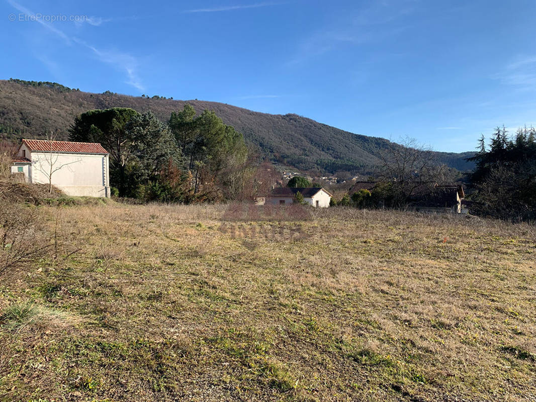 Terrain à GAGNIERES
