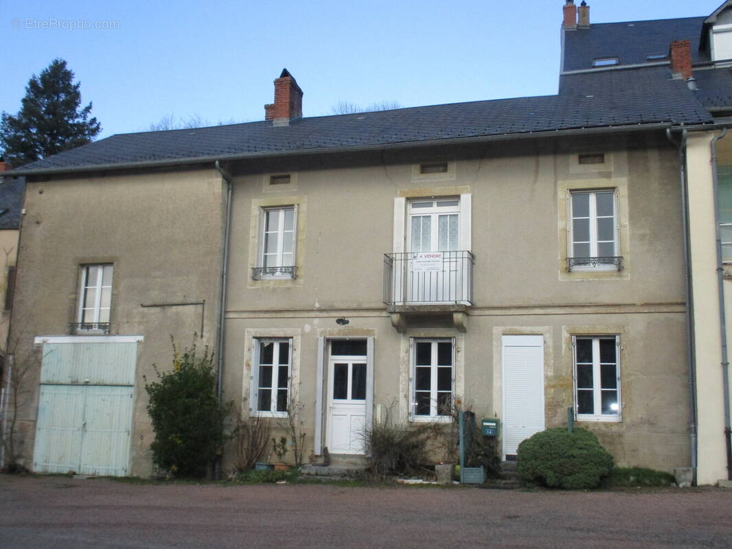 Maison à ARLEUF