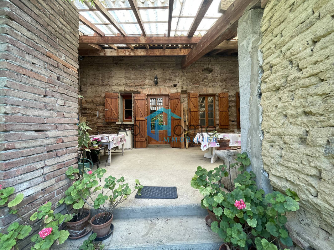 Maison à SAINT-LYS
