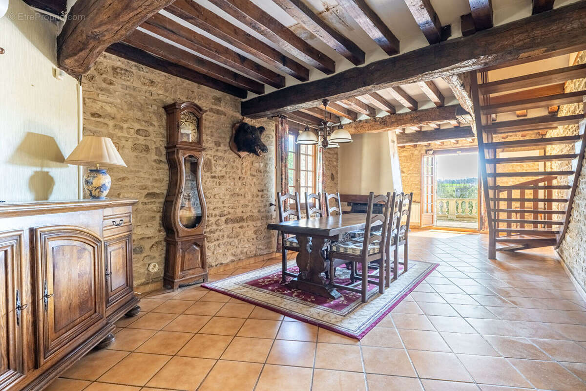 Maison à MAGNY-EN-VEXIN