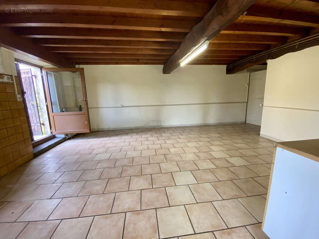 Maison à ILLATS