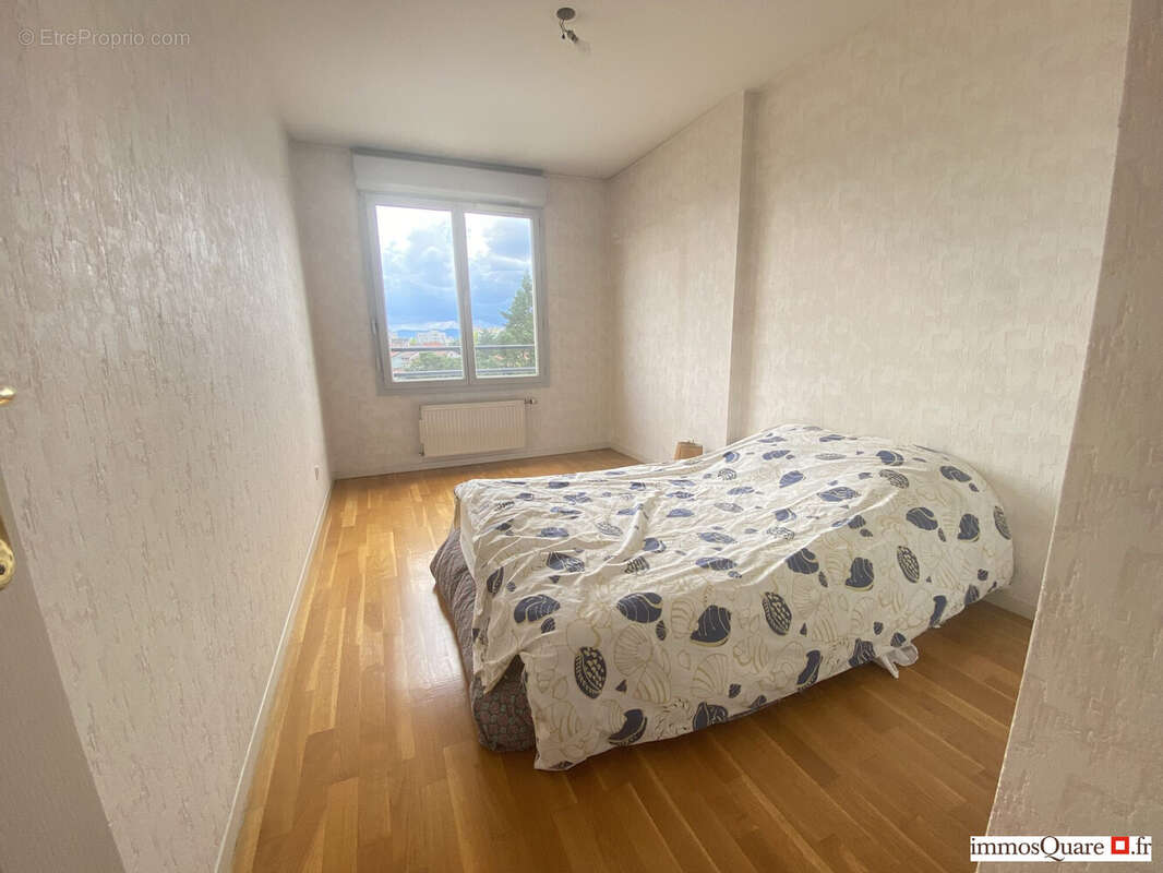 Appartement à LYON-8E