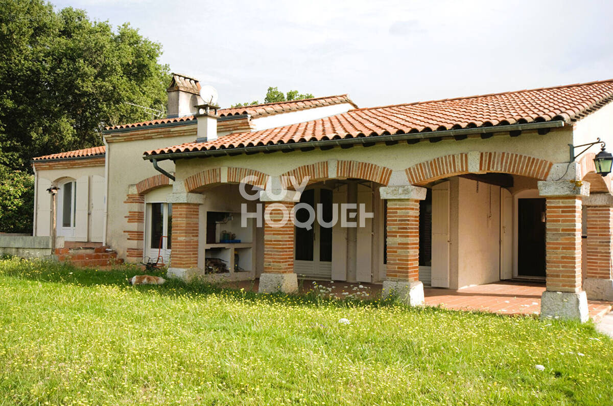 Maison à LAFOX