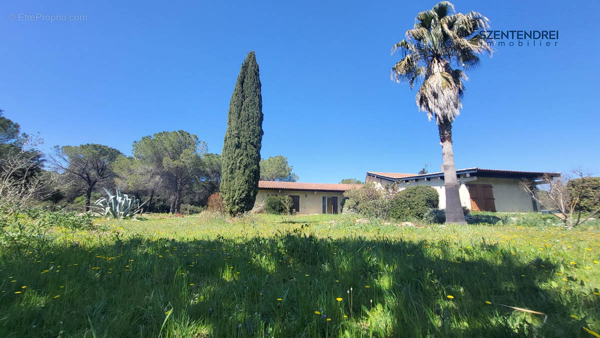 Maison à VILLETELLE