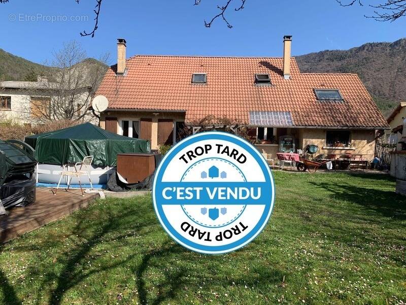 Maison à VEYNES