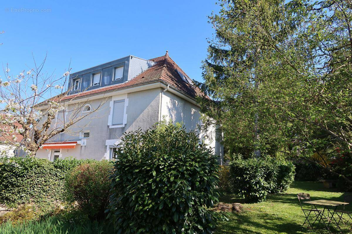 Maison à ECOLE-VALENTIN