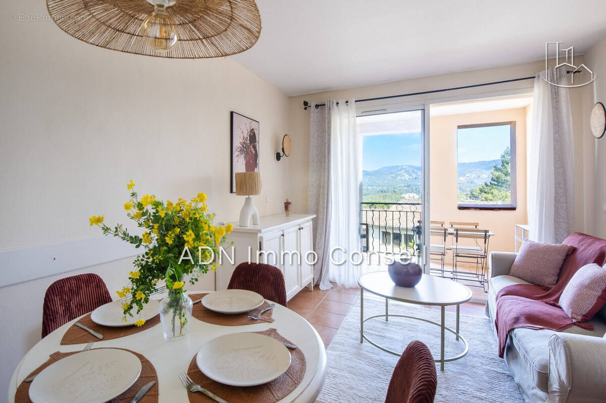 Appartement à MALLEMORT